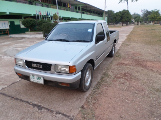 ขายรถกระบะ ISUZU TFR SPACE CAB SLX 2.5 ปี36  พวงมาลัยพาเวอร์โรงงานรถสภาพเดิมๆเครื่องดีไม่ไอไม่จามประหยัดน้ำมันสุดๆ ครัชชีเดิมสวยไม่มีผุช่วงล่างแน่นปึกรถบางเดิมเอกสารพร้อมโอนภาษีพรบ59+แอร์เย็น+ชีดีUSB+ยางดี4เส้น+แม๊กไลเนอร์+ล้อแม๊ก  รถสภาพสวยพร้อมใช้งานครั