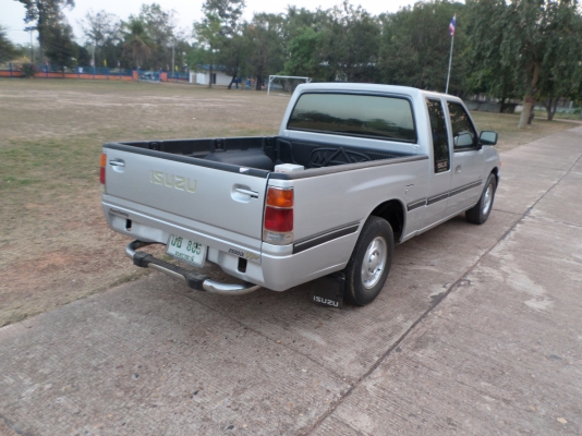 ขายรถกระบะ ISUZU TFR SPACE CAB SLX 2.5 ปี36  พวงมาลัยพาเวอร์โรงงานรถสภาพเดิมๆเครื่องดีไม่ไอไม่จามประหยัดน้ำมันสุดๆ ครัชชีเดิมสวยไม่มีผุช่วงล่างแน่นปึกรถบางเดิมเอกสารพร้อมโอนภาษีพรบ59+แอร์เย็น+ชีดีUSB+ยางดี4เส้น+แม๊กไลเนอร์+ล้อแม๊ก  รถสภาพสวยพร้อมใช้งานครั