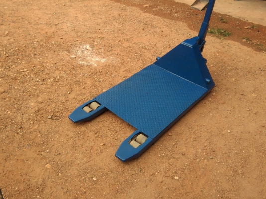 ขาย 3,500 บาท แฮนลิฟ ยกของ ใช้งานปกติ