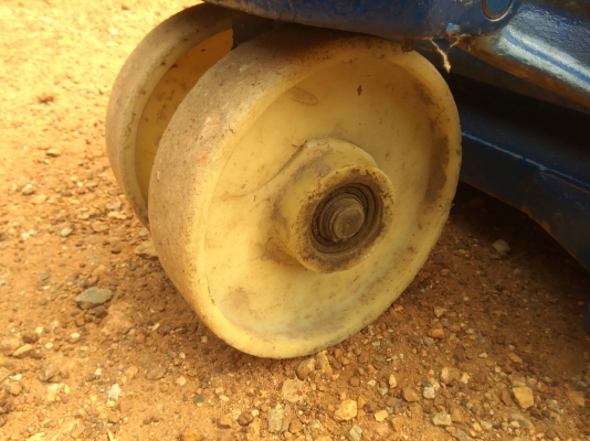 ขาย 3,500 บาท แฮนลิฟ ยกของ ใช้งานปกติ