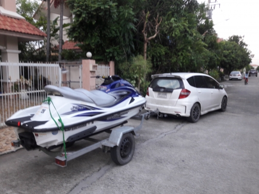 ชุดลากเรือสำหรับรถเก๋ง