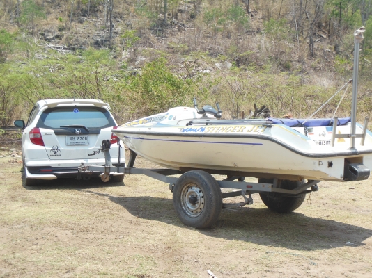 ชุดลากเรือสำหรับรถเก๋ง