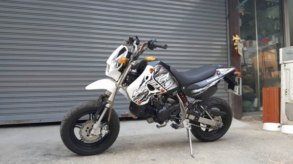 ขออนุญาติขาย KAWASAKI KSR 110 CC สีขาวมุก
