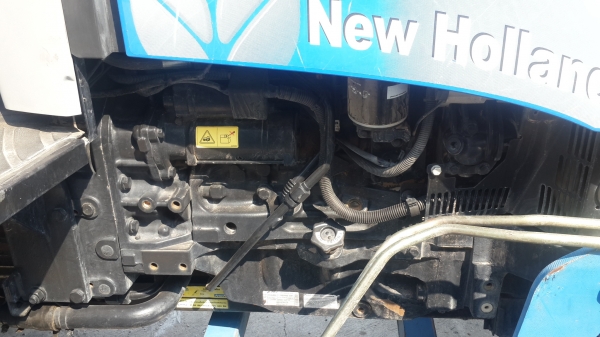 ** ราคา 1,10,000 ** NEW HOLLAND รุ่น T5060 ใบดัน+ผาน7 106 แรงม้า รถเดิมทั้งคัน สีเดิม เครื่องเดิม ไม่เคยทำ รถ 2,000 ชม.