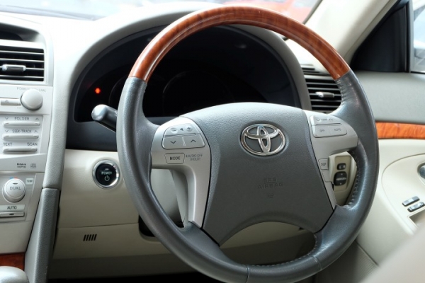 TOYOTA CAMRY 2.4 HYBRIDE 2009