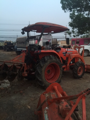 KUBOTA 36แรง. สวยงามมากๆทำงาน1500ชม. ดันหน้า. ผาน5
