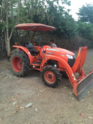 KUBOTA 36แรง. สวยงามมากๆทำงาน1500ชม. ดันหน้า. ผาน5