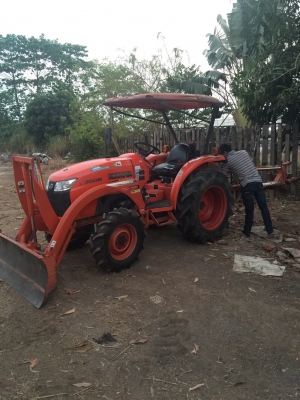 KUBOTA 36แรง. สวยงามมากๆทำงาน1500ชม. ดันหน้า. ผาน5