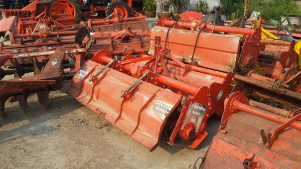 * ราคา 49,500 * โรตารี่ ตราช้าง ขนาด 2.20 เมตรพร้อมยอย สภาพ 80\% สำหรับงานหนัก ..มีมาตัวเดียวเท่านั้น.. * ราคา 49,500 * โรตารี่ ตราช้าง ขนาด 2.20 เมตรพร้อมยอย สภาพ 80\% สำหรับงานหนัก ..มีมาตัวเดียวเท่านั้น..