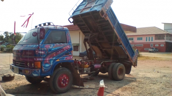 Isuzu-ks22 ดั้มพ์100แรงม้า สวยประหยัดพร้อมใช้ ถูกก