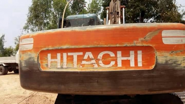 ขาย 495,000 Hitachi EX200-3 Super เครื่องเดิมดี เมกะปั้ม โช่หนา เอวแน่น รถสวยพร้อมใช้ 090-772-3710 090-772-3708