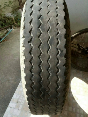 9.00-20 BRIDGESTONE มี 1 เส้น tel.081-427-3941 ไอดีไลน์ 0814273941 9.00-20 BRIDGESTONE มี 1 เส้น tel.081-427-3941 ไอดีไลน์ 0814273941