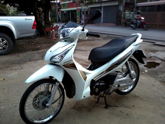 ขายWave125i หัวฉีด ปี55 (ฟรีหมวกกันน็อคใหม่1ใบ) ขายWave125i หัวฉีด ปี55 (ฟรีหมวกกันน็อคใหม่1ใบ)