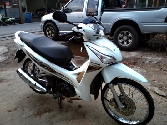 ขายWave125i หัวฉีด ปี55 (ฟรีหมวกกันน็อคใหม่1ใบ) ขายWave125i หัวฉีด ปี55 (ฟรีหมวกกันน็อคใหม่1ใบ)