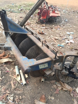 ขายKUBOTA 36แรง. อุปกร3ชิ้น. ดันหน้า. ผาน5 โรตารี่.