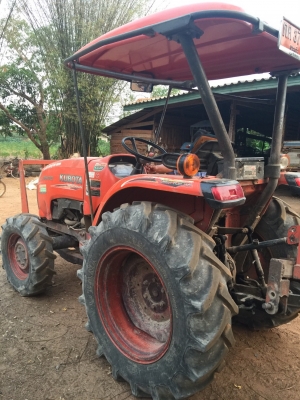 ขายKUBOTA 36แรง. อุปกร3ชิ้น. ดันหน้า. ผาน5 โรตารี่.
