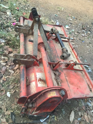 ขายKUBOTA 36แรง. อุปกร3ชิ้น. ดันหน้า. ผาน5 โรตารี่.