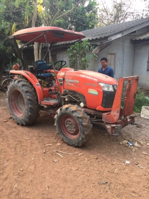 ขายKUBOTA 36แรง. อุปกร3ชิ้น. ดันหน้า. ผาน5 โรตารี่.