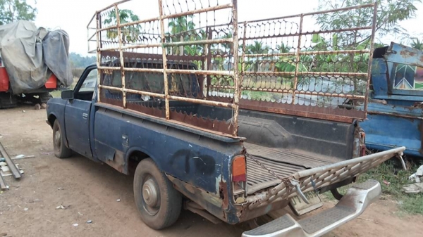 กระบะ คลาสสิค/เรโทรคาร์ TOYOTA RN25 5ขอ วางเครื่อง 1L 2.0 ลงเล่ม เครื่องไม่ติด เกียร์ดี ช่วงล่างดี คัสซีสวย ภายในเก๋งดี ฝาตบล้อ ครบ กระบะพื้นผุ พ.ธรรมดา บอดี้เดิม สีพอใช้ ภาษีขาด ม.ค.58 ตามสภาพ เล่มฯ **ขาย TOYOTA RN25 กระบะ5ขอ