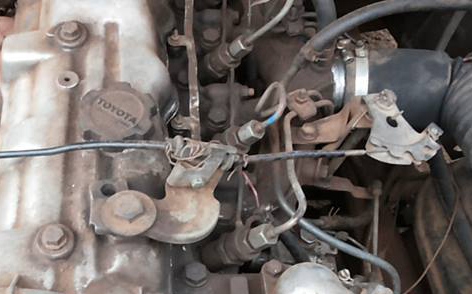 กระบะ คลาสสิค/เรโทรคาร์ TOYOTA RN25 5ขอ วางเครื่อง 1L 2.0 ลงเล่ม เครื่องไม่ติด เกียร์ดี ช่วงล่างดี คัสซีสวย ภายในเก๋งดี ฝาตบล้อ ครบ กระบะพื้นผุ พ.ธรรมดา บอดี้เดิม สีพอใช้ ภาษีขาด ม.ค.58 ตามสภาพ เล่มฯ **ขาย TOYOTA RN25 กระบะ5ขอ