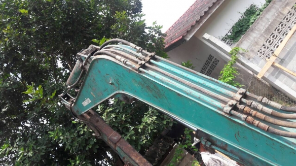 รถขุด PC30-7 รถดี...สีไม่ค่อยสวย ใช้งานอยู่ประจำ