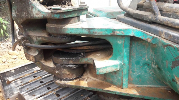 รถขุด PC30-7 รถดี...สีไม่ค่อยสวย ใช้งานอยู่ประจำ