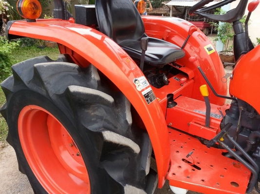 คูโบต้า L3608 4 WD ตัวเปล่า เล่มทะเบียนพร้อม ปี 2556