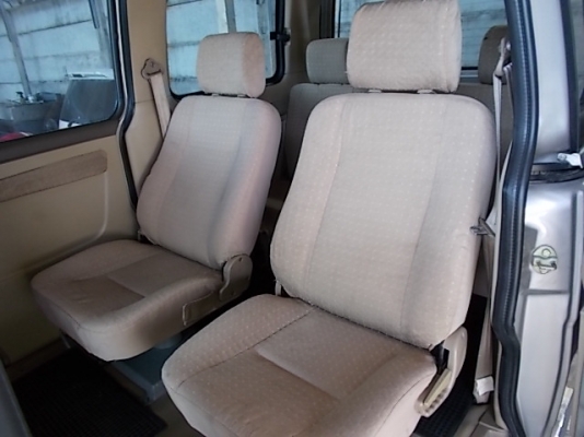 รถตู้7ที่นั่ง wuling ไมล์5หมื่นแท้ เครื่อง1200 เบนชิน มือแรก ประหยัดน้ำมัน20โลลิตร ไม่เคยชน ไม่ติดก๊าซ