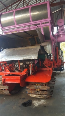 ขายรถเกี่ยวข้าว ช่วงล่าง12 ส.ทวี โซ่49ข้อ ลูเลอร์10ลูก เครื่องอีซูซุ 6BG1 สภาพสวยเดิม พร้อมลงงานทำสีใหม่ทั้งคัน ขายรถเกี่ยวข้าว ช่วงล่าง12 ส.ทวี โซ่49ข้อ ลูเลอร์10ลูก เครื่องอีซูซุ 6BG1 สภาพสวยเดิม พร้อมลงงานทำสีใหม่ทั้งคัน