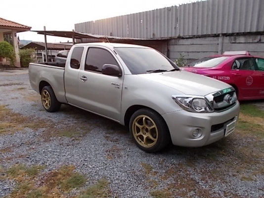 vigo smart cab 2.5 J แม็ก17 ยางดอกหนา ท่อเม้ง เครื่องเดิมๆ ช่วงล่างแน่น รถไม่เคยชนหนัก ไมล์แสนโล