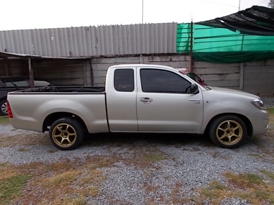 vigo smart cab 2.5 J แม็ก17 ยางดอกหนา ท่อเม้ง เครื่องเดิมๆ ช่วงล่างแน่น รถไม่เคยชนหนัก ไมล์แสนโล vigo smart cab 2.5 J แม็ก17 ยางดอกหนา ท่อเม้ง เครื่องเดิมๆ ช่วงล่างแน่น รถไม่เคยชนหนัก ไมล์แสนโล