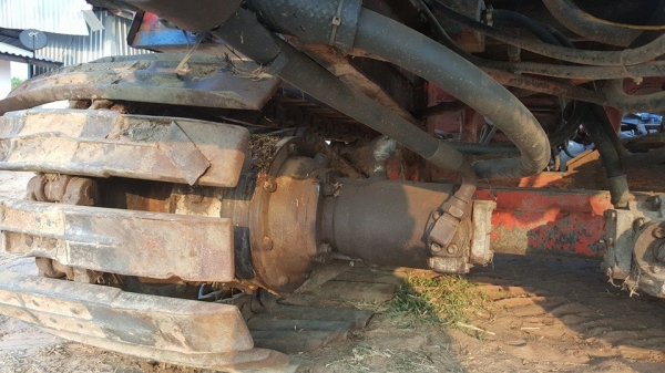 ขายรถเกี่ยวข้าว รองกระสอบ เครื่องอีซูซุ 185ฝาส้ม 6BG1 สภาพใช้งานได้ เก็บสีให้ใหม่ ขายรถเกี่ยวข้าว รองกระสอบ เครื่องอีซูซุ 185ฝาส้ม 6BG1 สภาพใช้งานได้ เก็บสีให้ใหม่