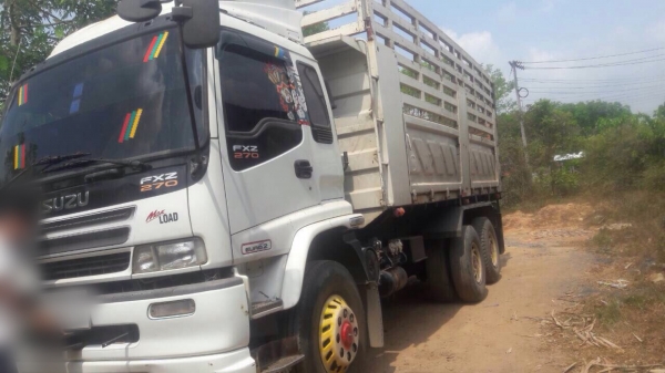 ขายดาวน์10ล้อดั้มพ์ ISUZU FXZ23NZ24 เครื่อง 270แรงม้า ปี49 สนใจโทร 081-970-1072