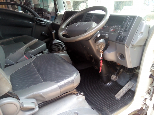 4 ล้อบรรทุก *ไม่ติดเวลา* ISUZU *Euro.3* NLR 130 แรงม้า *คอมมอนเรว* ยาว 3.20 ม.* รถสวยเดิม+สวยจริง * รถห้างแท้ * มีเล่มพร้อมโอน *