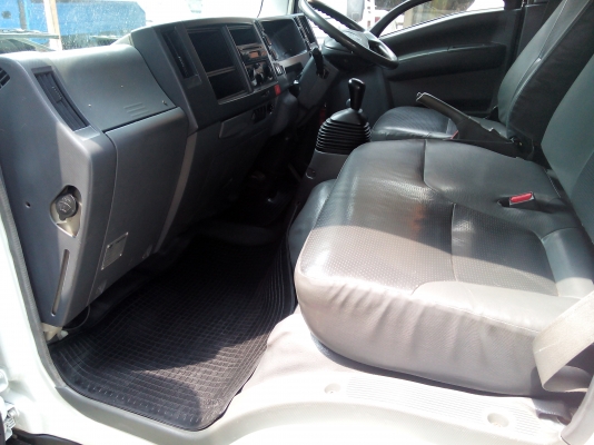 4 ล้อบรรทุก *ไม่ติดเวลา* ISUZU *Euro.3* NLR 130 แรงม้า *คอมมอนเรว* ยาว 3.20 ม.* รถสวยเดิม+สวยจริง * รถห้างแท้ * มีเล่มพร้อมโอน *