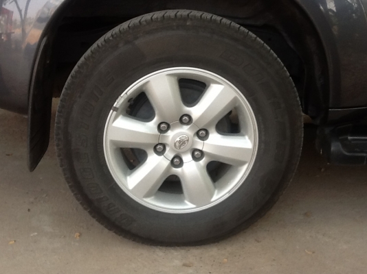 ขายฟอร์จูนเนอร์์ ปี2010 (2553 )สภาพใหม่ เลขไมค์น้อยครับ