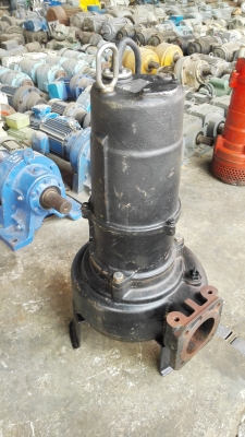 **** Sold **** ปั้มแช่ไดโว่ Tsurumi Made in Japan 5 HP 380V ท่อ 4" ใหม่กริ้บ 95\% วิ่งเงียบมาเทสก่อนได้