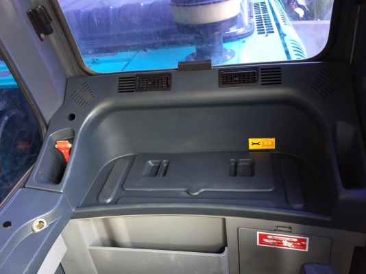 KOBELCO SK200-8 SUPER X 5,xxx ชม.  รถสีเดิม พร้อมใช้งาน  ขาย 2,550,000 บาท  สนใจติดต่อด่วน 089-0854790