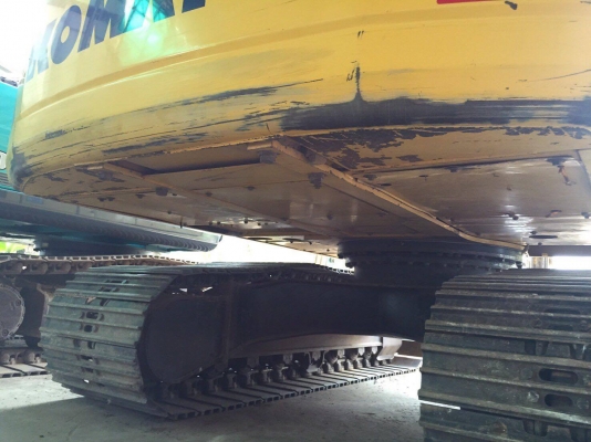 KOMATSU PC200-8MO (เจ้าของขายเอง) 5,xxx ชม. ประกันศูนย์อยู่ทุกอย่าง รถปี 13 รถออกป่ายแดง รถมือเดียว พร้อมใช้งาน  สนใจติดต่อด้วย 0890854790