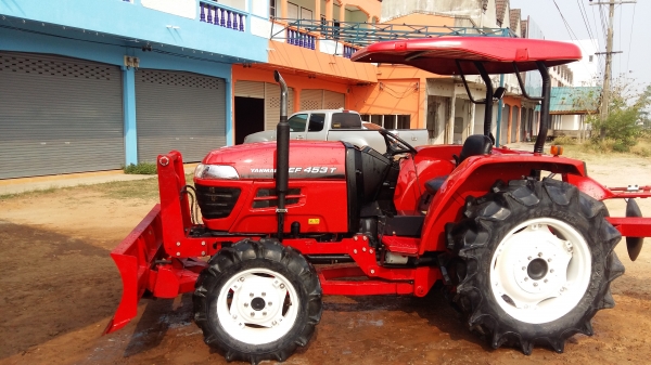 ขายยันม่าร์ 45แรงสวยๆถูกๆครับ เครื่องดีมาก เกียร์ดี ไฮดรอลิกส์ดี แถมดันดินหน้าและผาน6 CMTครับ