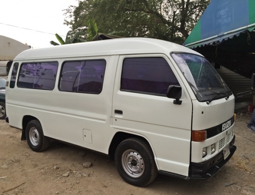 รถตู้บัดดี้สวยๆดีเซล พร้อมใช้งานขับดี