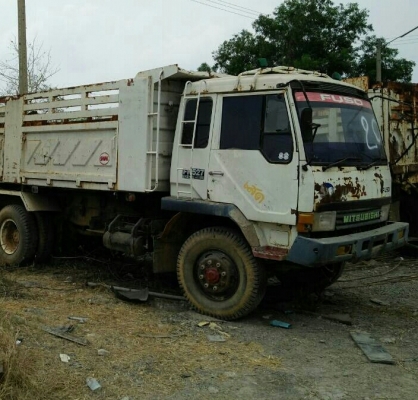 จองแล้วครับ สิบล้อ มิตซู ไอ้หลง FN-527-TD-5853-6D16-195 ดั้มสามมิต10สปีส สภาพเดิมๆรถใช้งานได้ปกติ เล่มทะเบียนพร้อมโอน