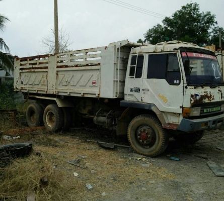 จองแล้วครับ สิบล้อ มิตซู ไอ้หลง FN-527-TD-5853-6D16-195 ดั้มสามมิต10สปีส สภาพเดิมๆรถใช้งานได้ปกติ เล่มทะเบียนพร้อมโอน