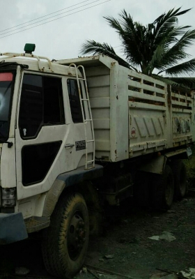 จองแล้วครับ สิบล้อ มิตซู ไอ้หลง FN-527-TD-5853-6D16-195 ดั้มสามมิต10สปีส สภาพเดิมๆรถใช้งานได้ปกติ เล่มทะเบียนพร้อมโอน