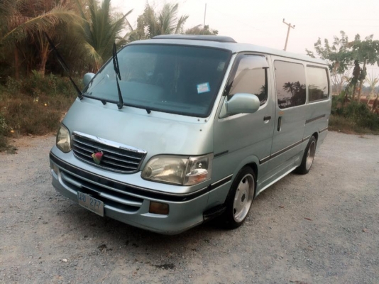 ฝากขายรถตู้โตโยต้าหัวจรวดสีเขียวหยกแต่งญี่ปุ่น ปี97 แต่งตาเพชร รถบางเดิม