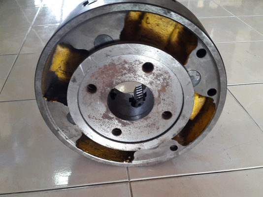 4 จับ แท่นกลึง 12 นิ้ว พร้อมใช้งาน สภาพสวยๆ 4,000 ติดต่อ อ้อม 0898217996