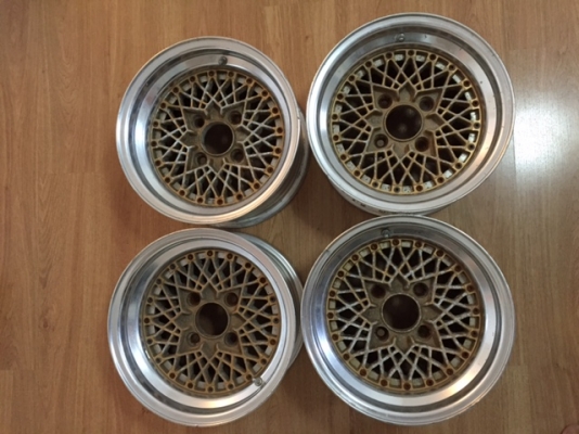 ล้อ SSR Formula mesh รังผึ้งแท้ ขอบลึก มือสองญี่ปุ่น