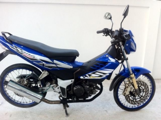 Honda Sonic กุญแจใหญ่ ปี 48 สตาร์ทมือ