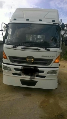 ขายรถหัวลาก hino mega 320 พร้อม หัวหางก้าง สามเพลา