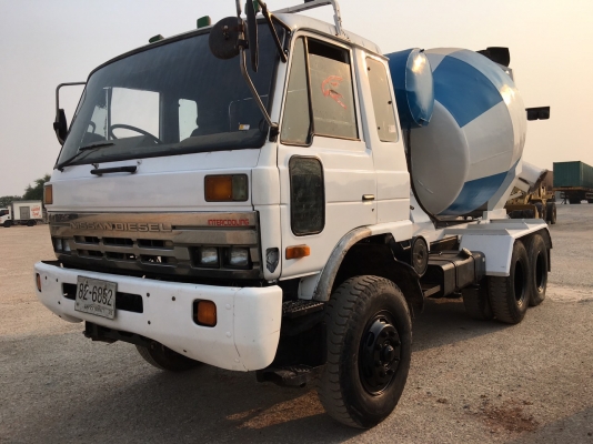 รถโม่ นิสสัน UD 290 แรงโม่ตรง 6 คิว สภาพพร้อมใช้งาน เอกสารพร้อมโอน